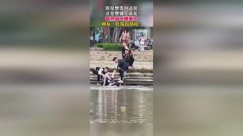 时代少年吃瓜群众视频,吃瓜群众视角下的幕后故事